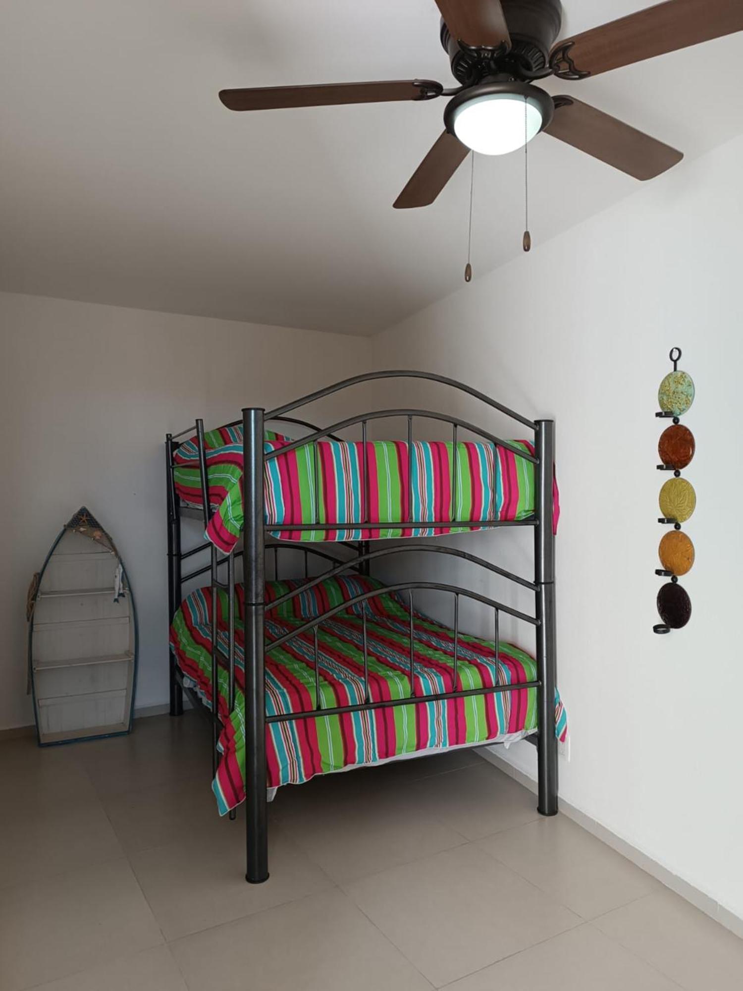 New Beachfront Luxury Apartments Канкун Екстериор снимка