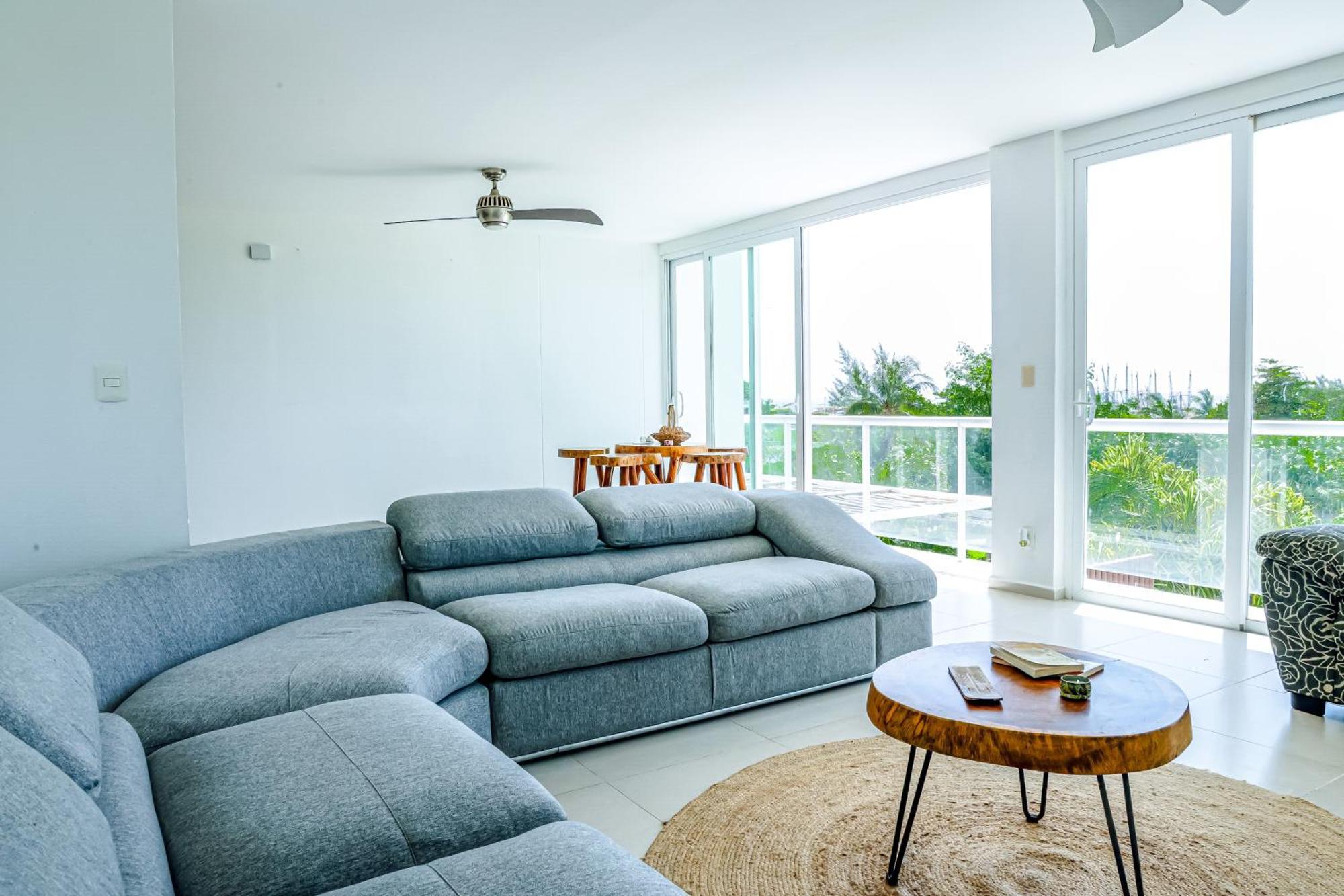 New Beachfront Luxury Apartments Канкун Екстериор снимка