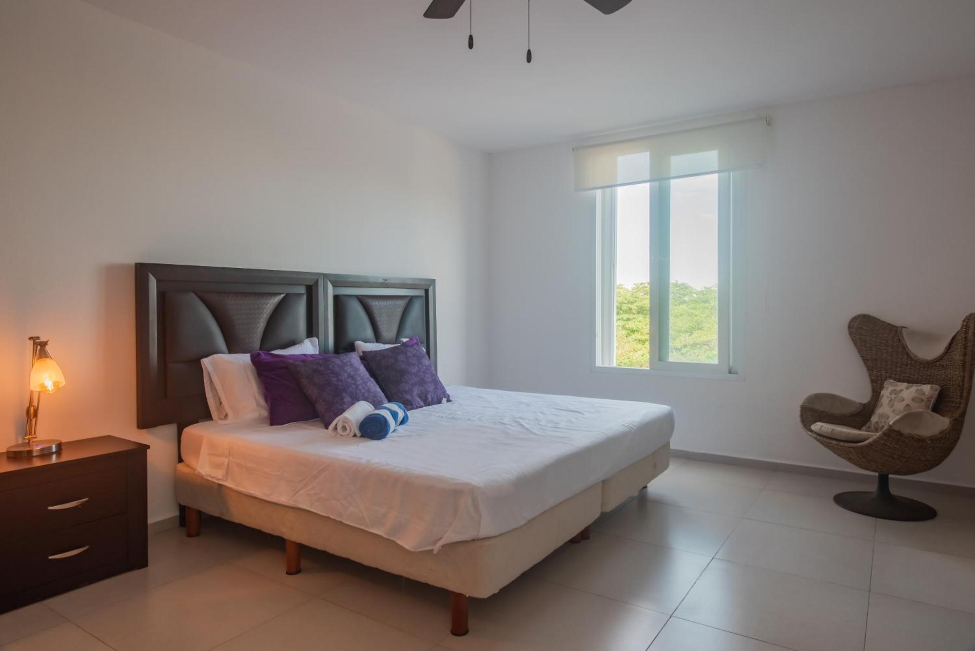 New Beachfront Luxury Apartments Канкун Екстериор снимка